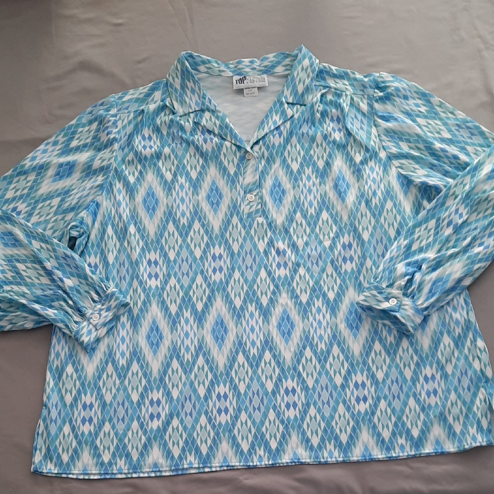 Top Notch Blue and White Patterned Shirt - Size 50/30W